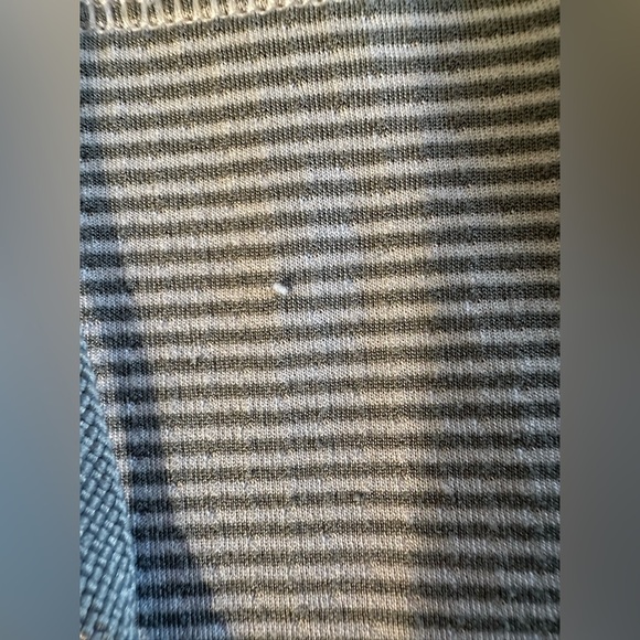 ATHLETA Retro Lightweight Gray Striped Hoodie Kangaroo Pocket Polka Dot MED NICE - Picture 13 of 14